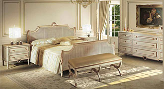  ANGELO CAPPELLINI (Италия) Мебель для спальни модель Mozart кровать. 