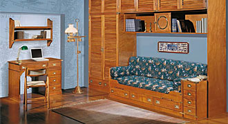  CAROTI (Италия) Итальянская детская мебель комната для мальчика, ком.150: кровать, шкаф, стол 