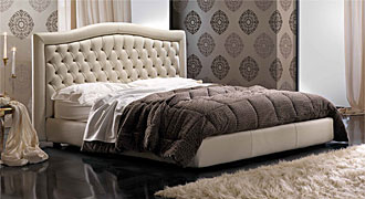  GOLD CONFORT (Италия) Кровать двуспальная классическая с мягким изголовьем модель EVA 